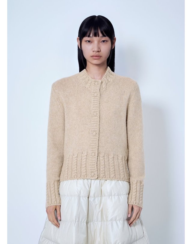 몽클레어 [해외직구] 26 F/W 몽클레어 리브드 가디건 인 울 블렌드 L2093 9B00022 N0403 20P B0112506694 착용컷