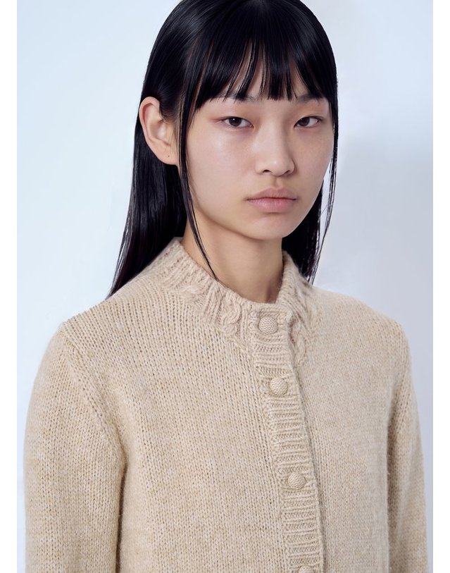 몽클레어 [해외직구] 26 F/W 몽클레어 리브드 가디건 인 울 블렌드 L2093 9B00022 N0403 20P B0112506694 착용컷