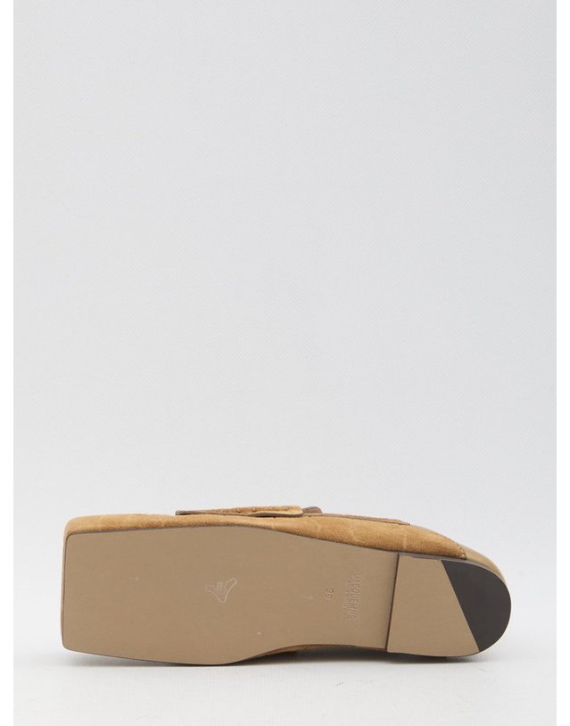 자크뮈스 [해외직구] 25 S/S 자크뮈스 까레 로퍼 243FO1474355830 B0021562756 착용컷