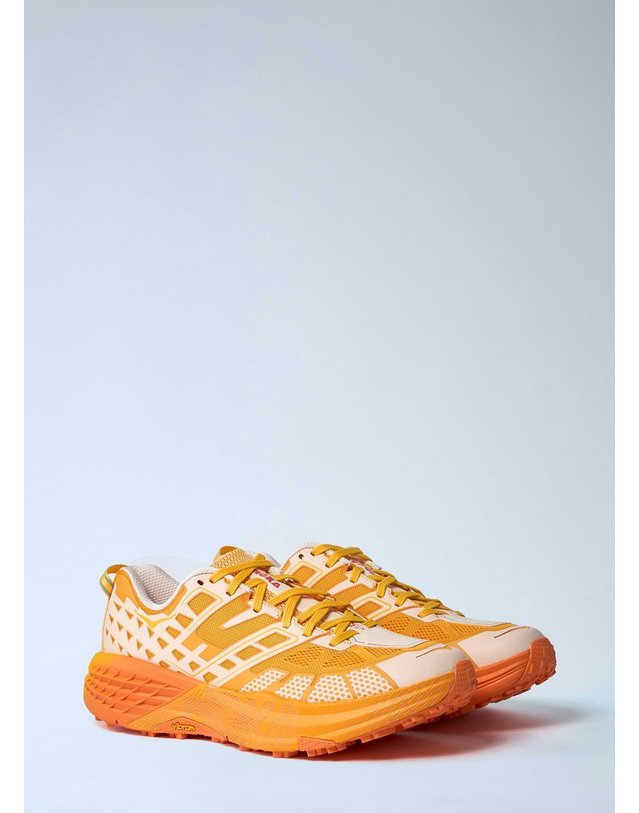 호카오네오네 [해외직구] 25 F/W 호카오네오네 U SPEEDGOAT 2 스니커즈 1162710-DRL B0111775840 착용컷