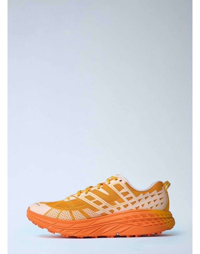 호카오네오네 [해외직구] 25 F/W 호카오네오네 U SPEEDGOAT 2 스니커즈 1162710-DRL B0111775840 착용컷