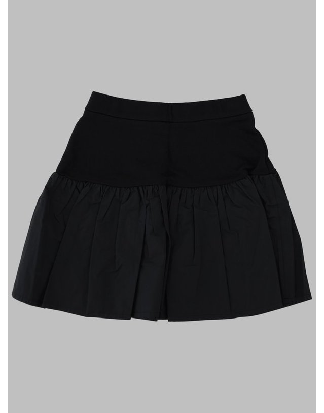 엠포리오 아르마니 [해외직구] 22 S/S 엠포리오 아르마니 스커트 (KIDS 상품) 3L3N01K_3J47Z0999 B0042196129 착용컷