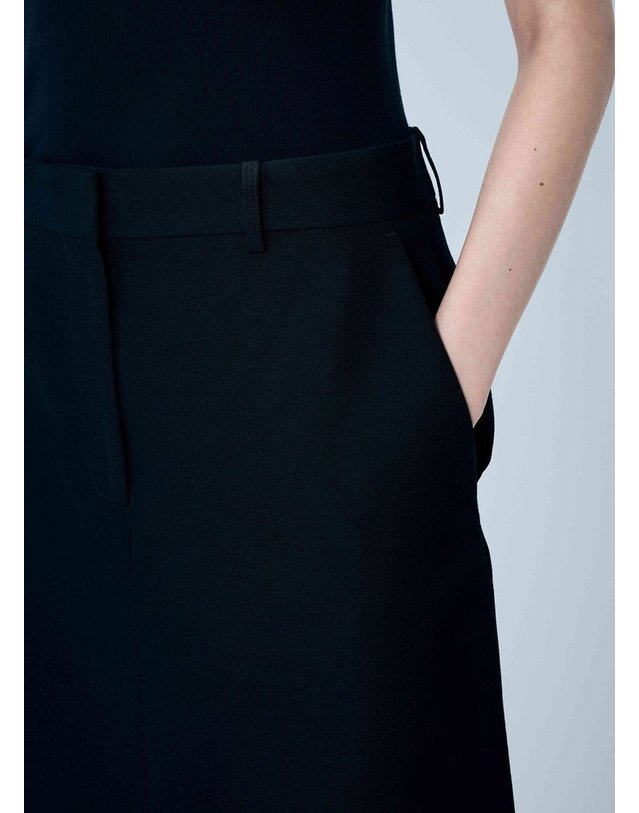 토템 [해외직구] 25 S/S 토템 LOWWAIST 스트레이트 스커트 251-WRB4288-FB0026-001 B0111499219 착용컷