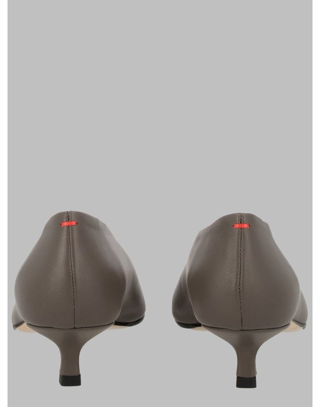 에이디 [해외직구] 26 F/W 에이디 펌프스 CLARA A11-PU0125001052-226_TAUPE B0042274474 착용컷