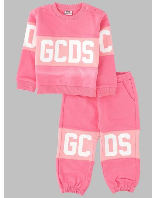 지씨디에스 [해외직구] 22 S/S GCDS SWEATSHIRTPANTS (KIDS 상품) GUK003B_LCA3351470 B0042196094 착용컷