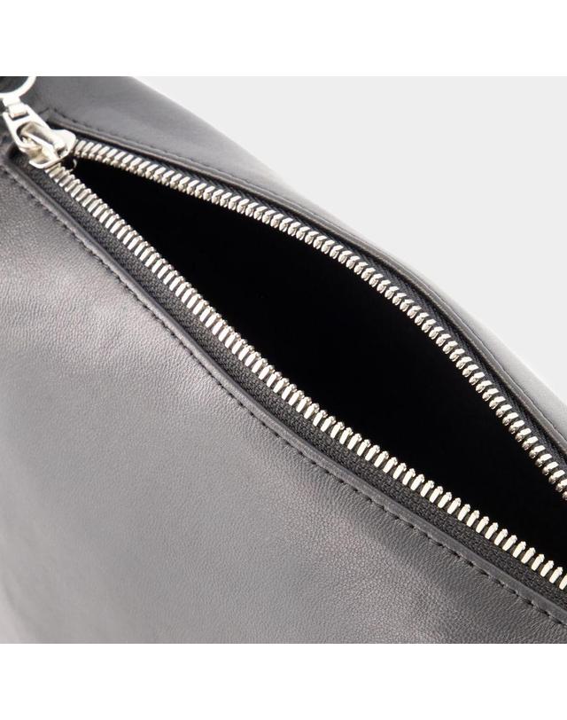 카라 [해외직구] 24 S/S 카라 더블 보우 파우치 카라 레더 블랙 HB372-2119 B0731454098 착용컷