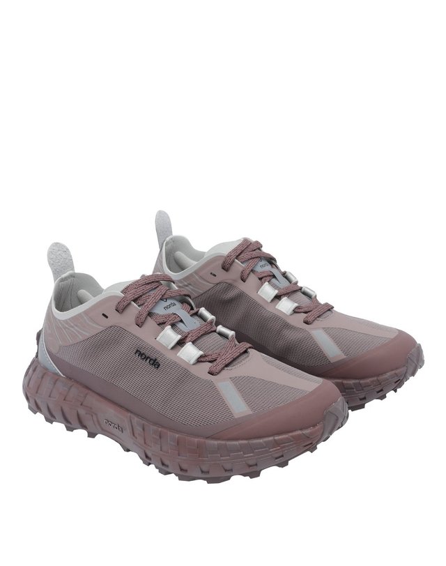 노다 노르다 [해외직구] 26 F/W 노르다 001A 스니커즈 001AW/SCORIA B0012289601 착용컷