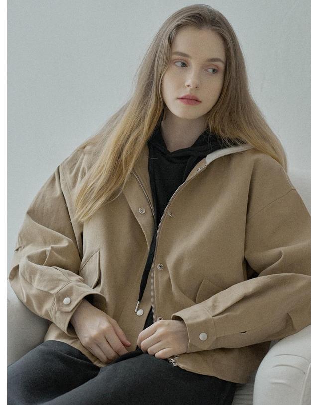 아방 Quilted Liner Hooded Jumper - BEIGE 착용컷