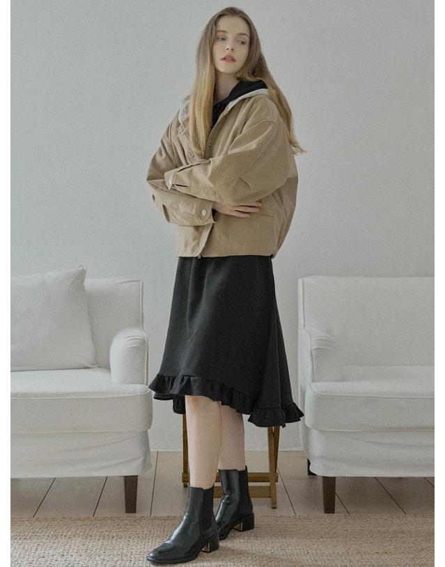 아방 Quilted Liner Hooded Jumper - BEIGE 착용컷