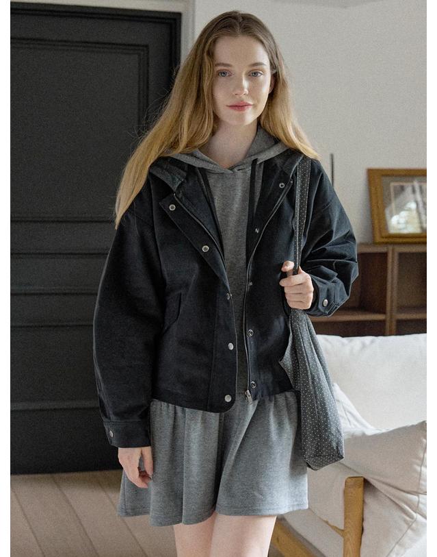 아방 Quilted Liner Hooded Jumper - BLACK 착용컷
