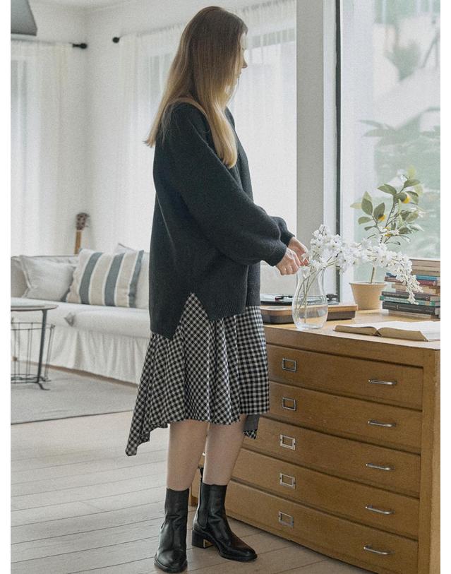 아방 Muffler Set Long Knit Pullover - BLACK 착용컷