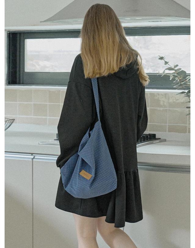 아방 Hooded Frill Mini Dress - BLACK 착용컷