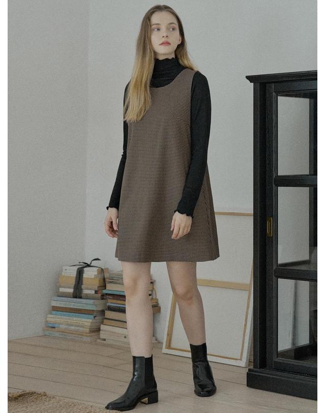 아방 Swallow Pattern Sleeveless Dress - BROWN 착용컷