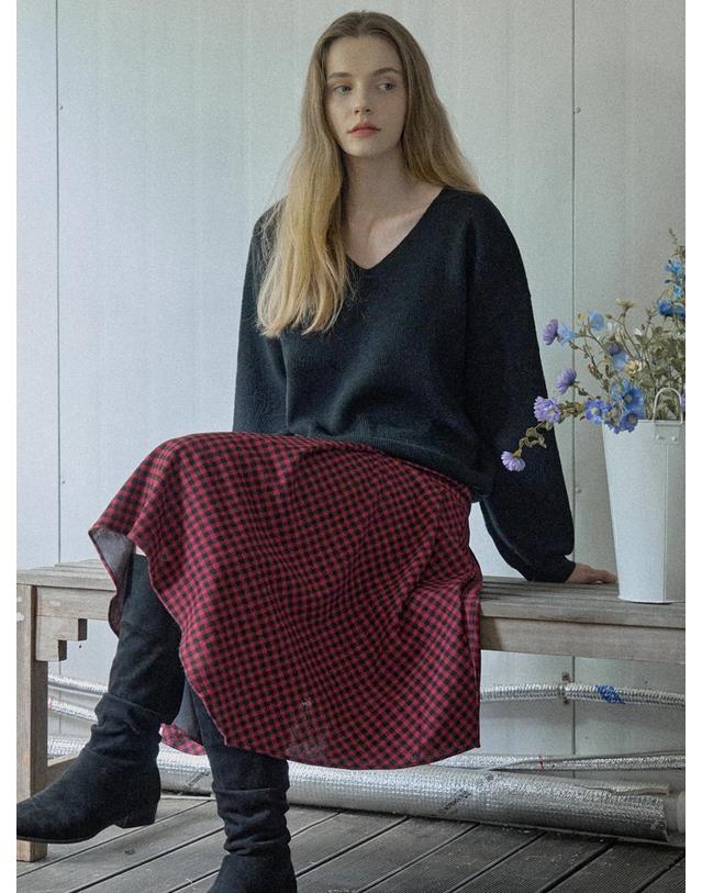 아방 Unbalanced Check Skirt - RED 착용컷