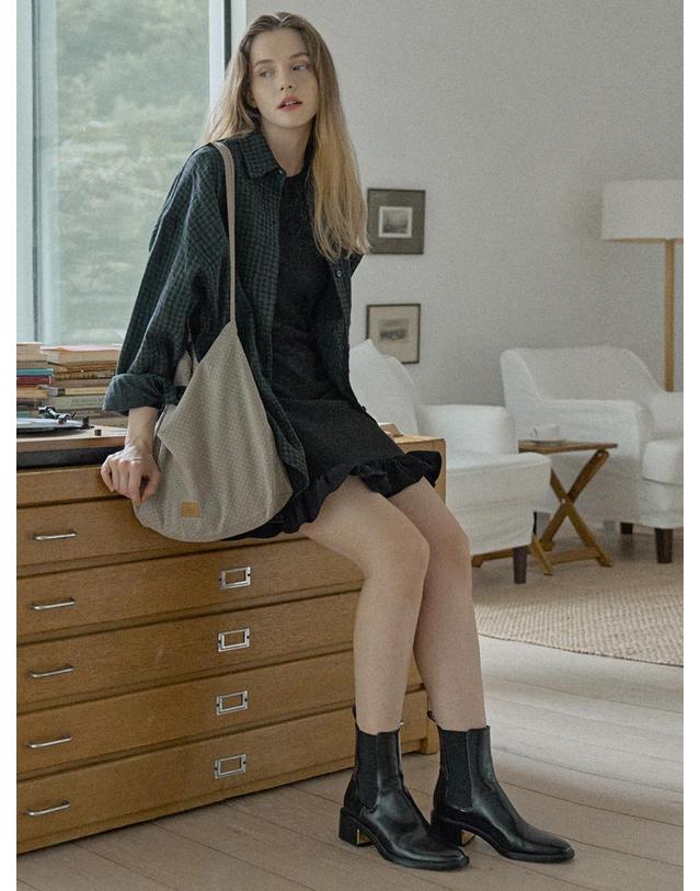 아방 Dot Pattern Eco Bag - BEIGE 착용컷