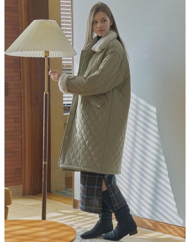 아방 Diamond Quilting Long Padding - BEIGE 착용컷