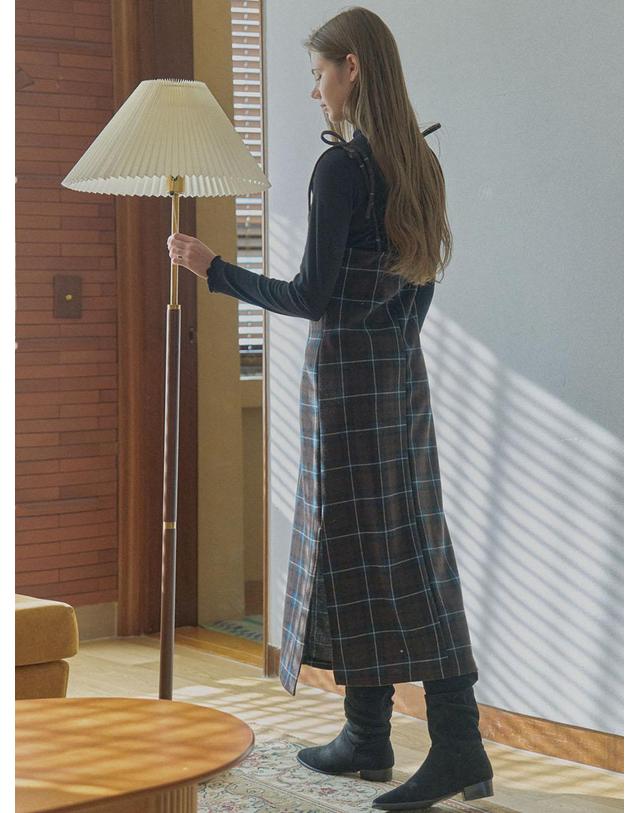 아방 Tartan Check Shirring Dress - BROWN 착용컷