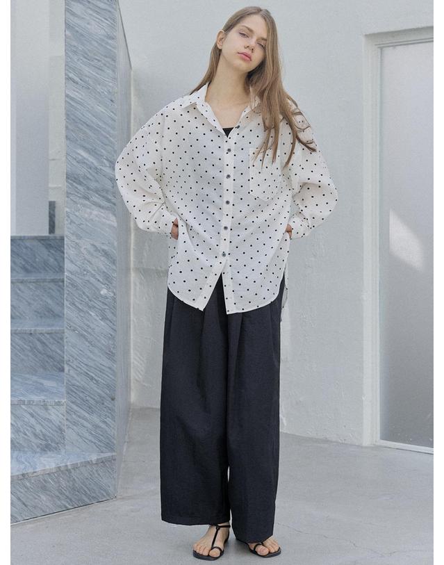 아방 Dot Linen Overfit Shirt - IVORY 착용컷