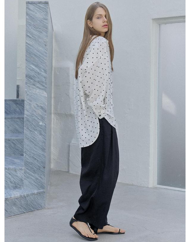 아방 Dot Linen Overfit Shirt - IVORY 착용컷