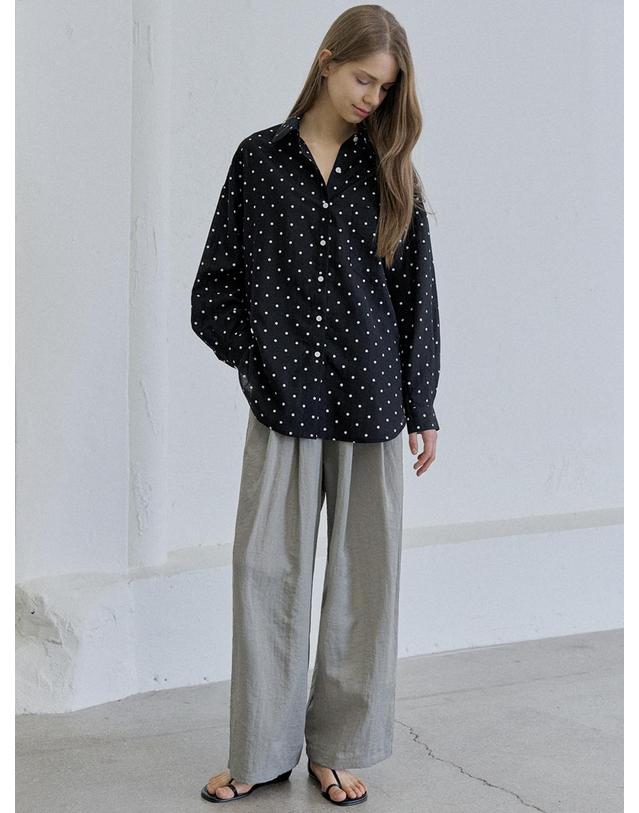 아방 Dot Linen Overfit Shirt - BLACK 착용컷