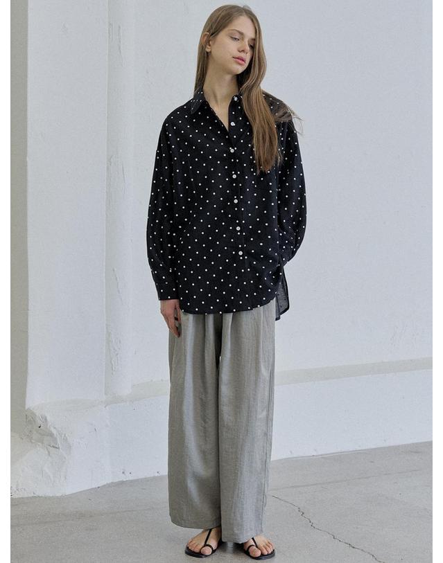 아방 Dot Linen Overfit Shirt - BLACK 착용컷