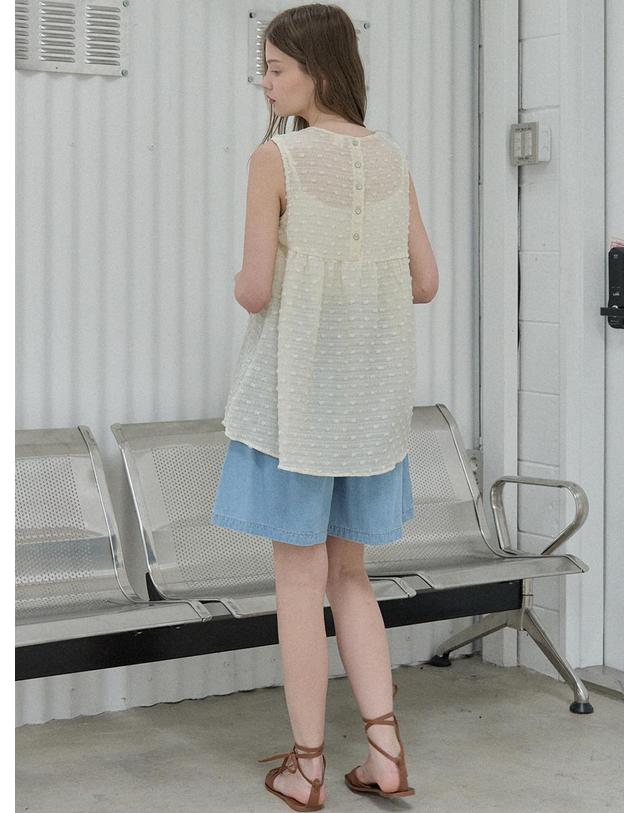 아방 Seethrough Dot Sleeveless Blouse - CREAM 착용컷