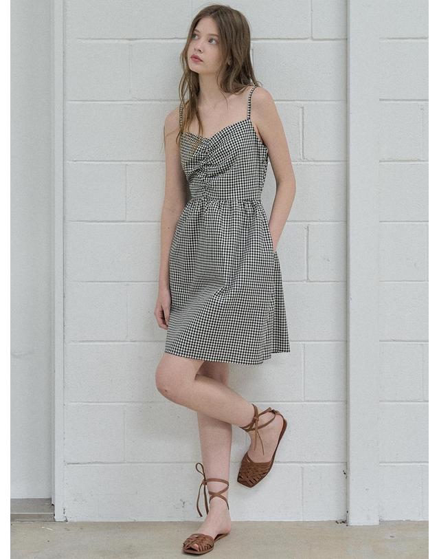 아방 Check Shirring Balloon Mini Dress - BLACK 착용컷