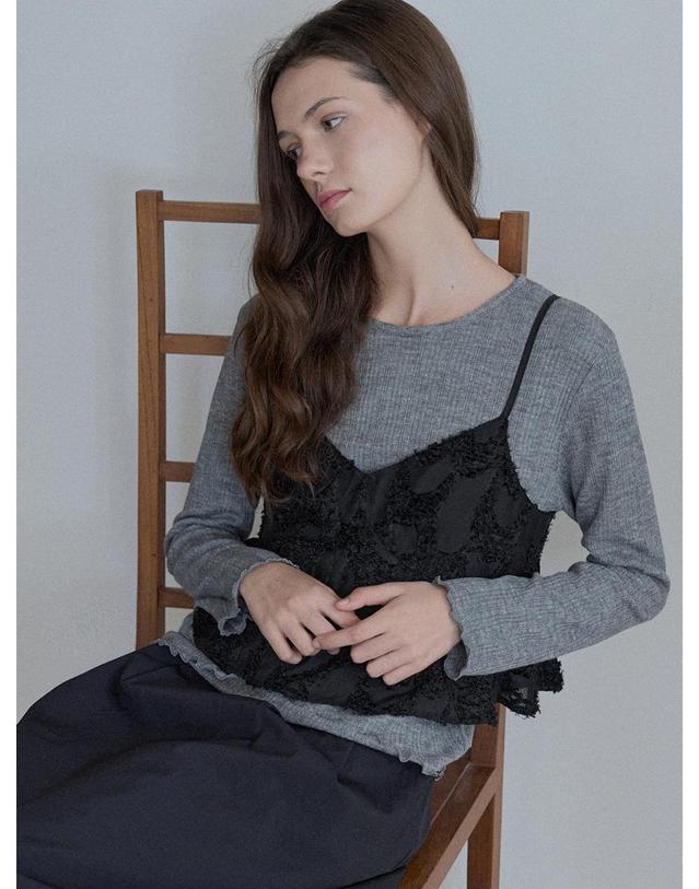 아방 Basic Round Neck Knit - GREY 착용컷