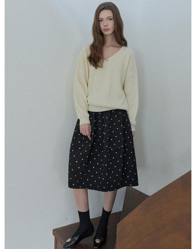 아방 V-neck Oversized Knit Pullover - CREAM 착용컷