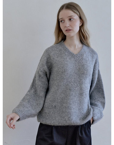 [1/8발송] Boucle V-neck Knit Pullover - GREY