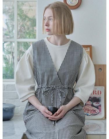Dart Sleeve Sweatshirt - IVORY