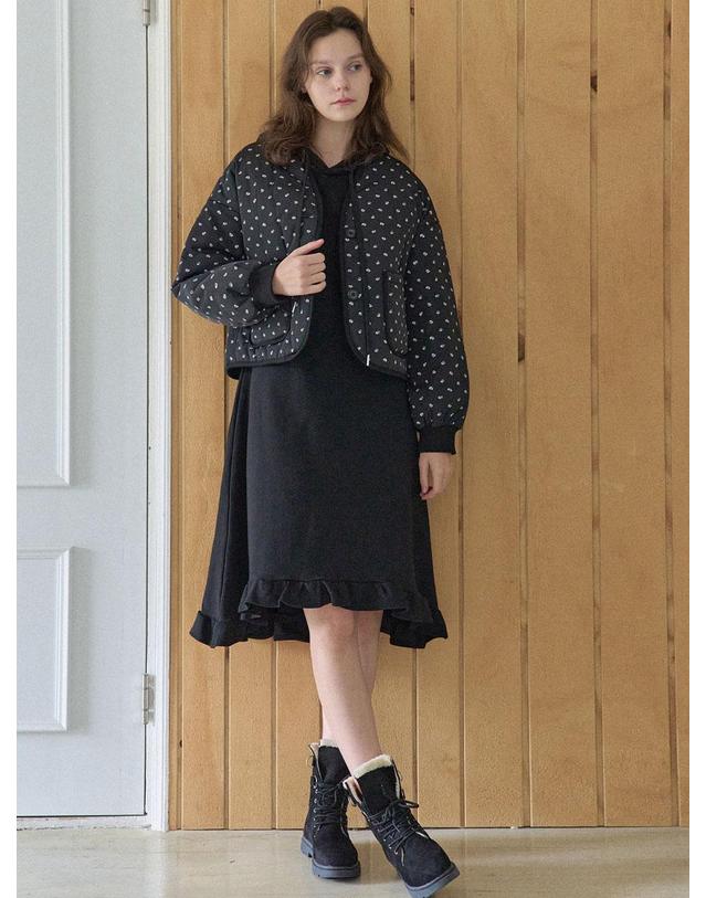 아방 HOODED FRILL LONG DRESS - BLACK 착용컷