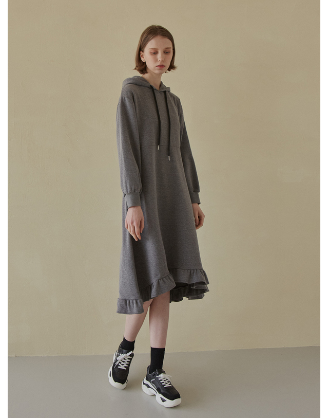 아방 Hooded Frill Long Dress - Charcoal 착용컷