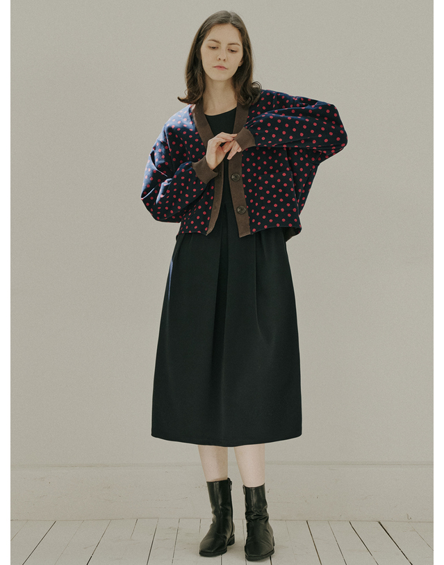 아방 Dot Jacquard Knit Cardigan - NAVY 착용컷