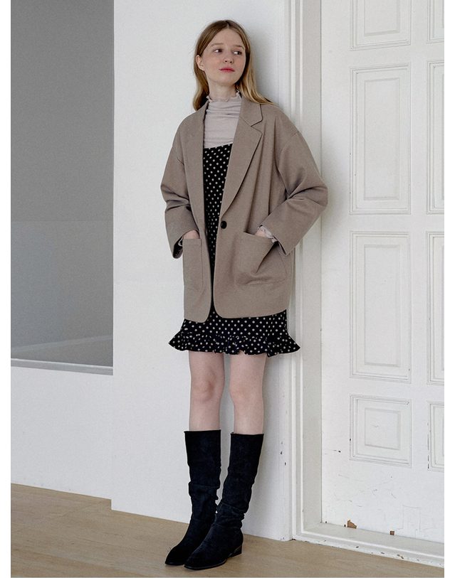 아방 Herringbone Oversize Jacket - BEIGE 착용컷