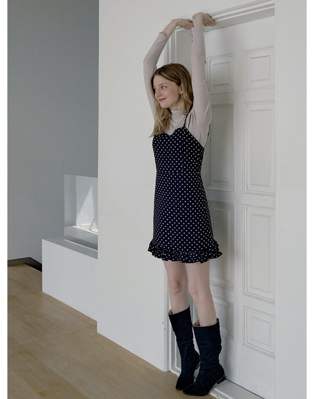 아방 Frill Mini Dot Sleeveless Dress - NAVY 착용컷