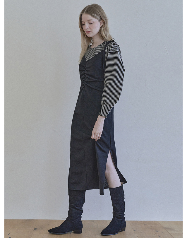 아방 Black Shirring Long Dress -BLACK 착용컷