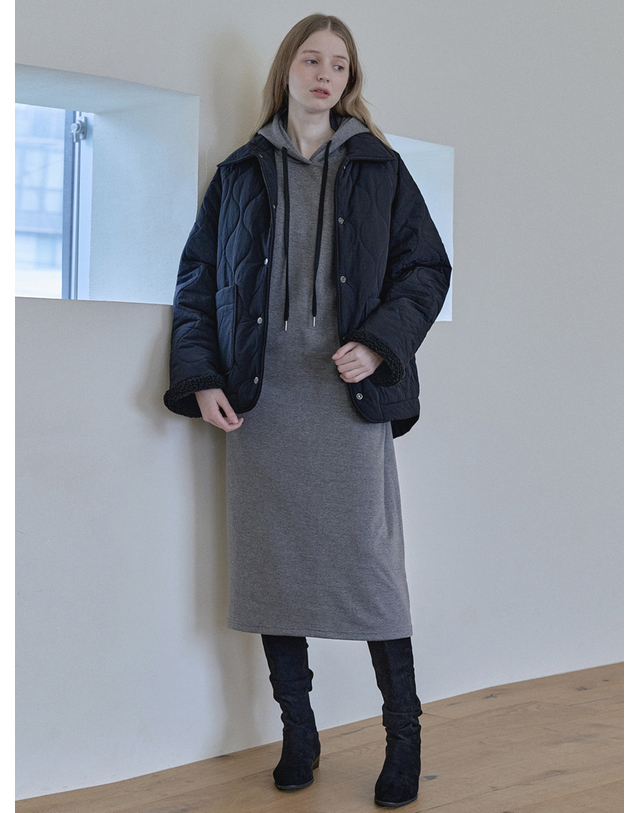 아방 Volume Sleeve Long Hooded Dress - CHARCOAL (기모) 착용컷