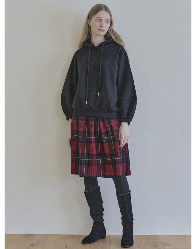 아방 Tartan Check Pleated Midi Skirt - RED 착용컷