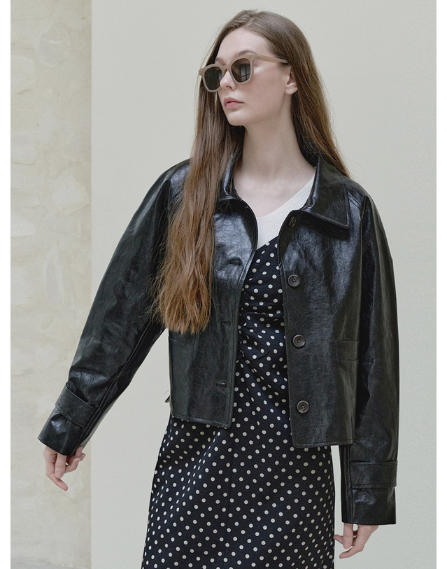 아방 Fake Leather Trucker Jacket - black 착용컷