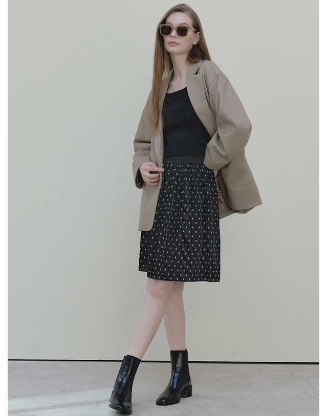 아방 Dot Velvet Midi Skirt - black 착용컷