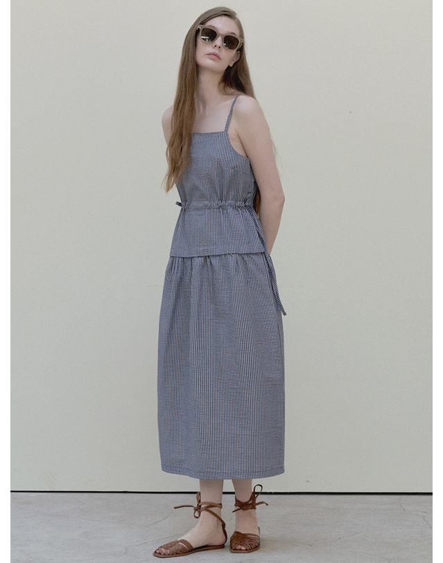 아방 Stripe Washing Sleeveless Dress - navy 착용컷