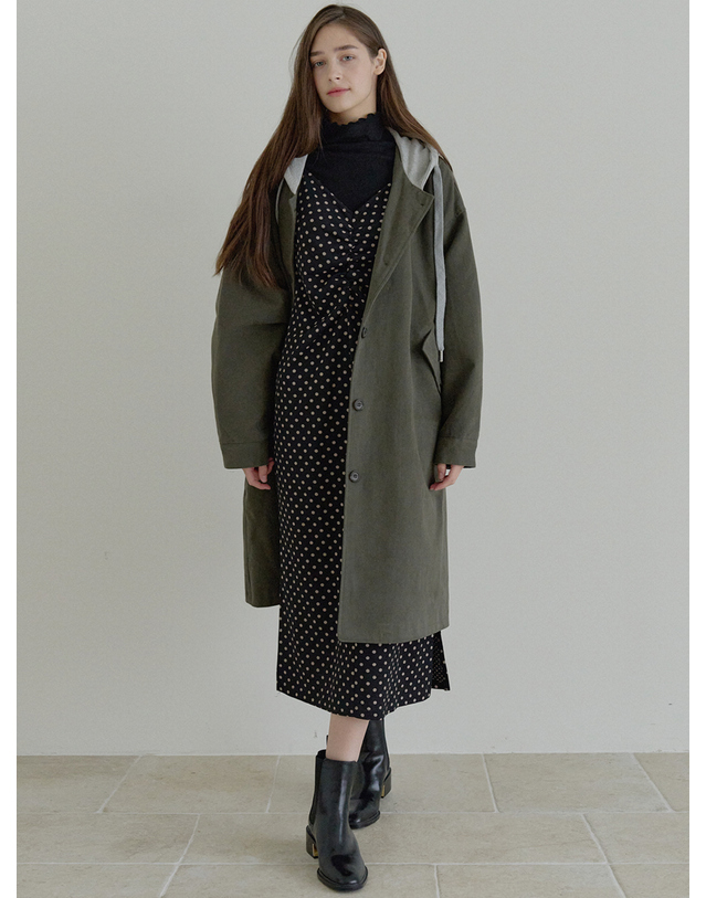 아방 Overfit Hooded Long Jumper - KHAKI 착용컷