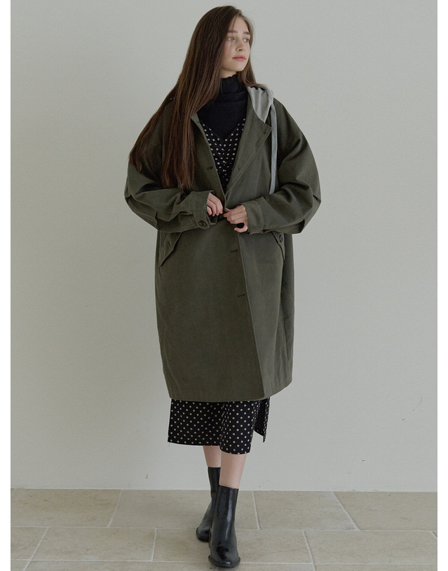 아방 Overfit Hooded Long Jumper - KHAKI 착용컷