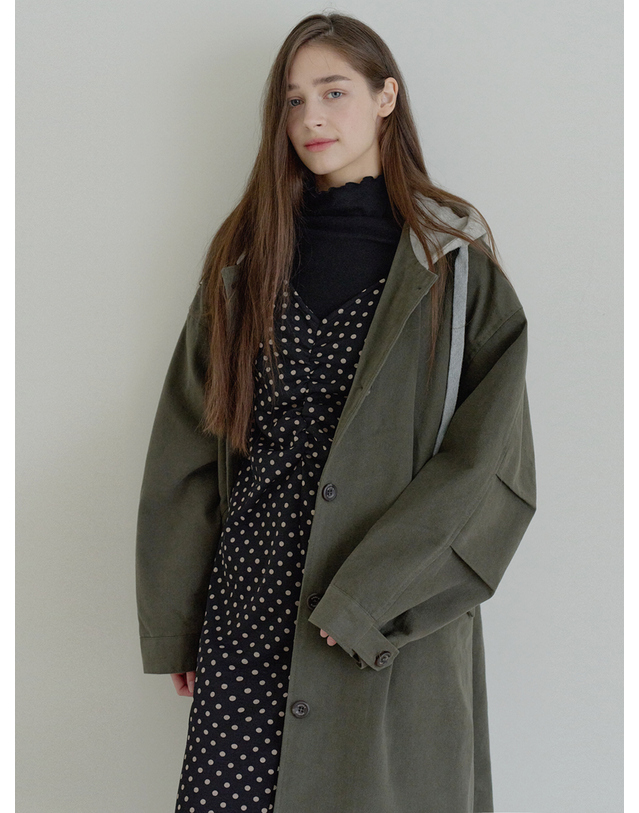 아방 Overfit Hooded Long Jumper - KHAKI 착용컷