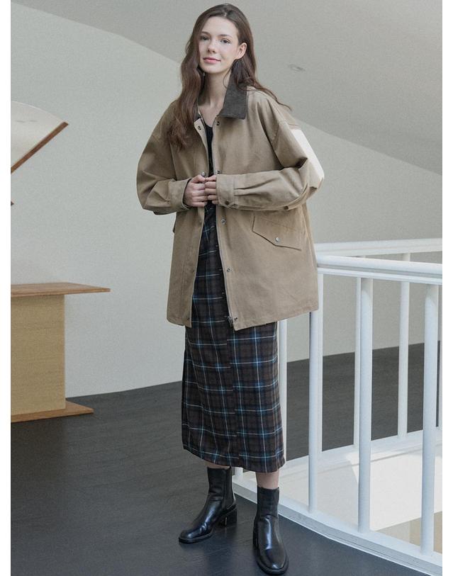 아방 Corduroy Collar Safari Jumper - CAMEL 착용컷