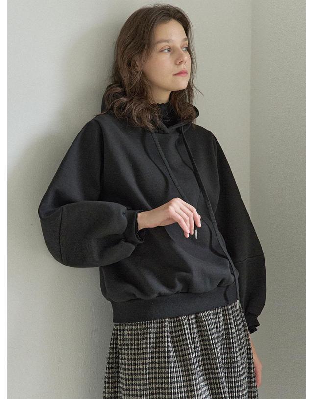 아방 Balloon Sleeve Hooded T-shirt - BLACK(기모) 착용컷