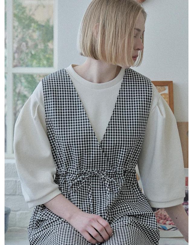 아방 Dart Sleeve Sweatshirt - IVORY 착용컷