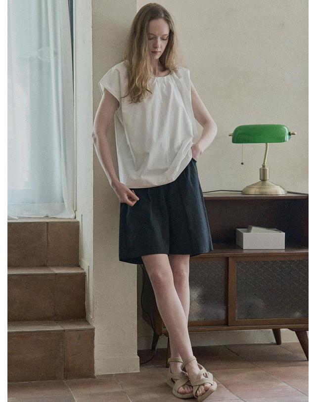 아방 Ribbon Unbalance Blouse - IVORY 착용컷