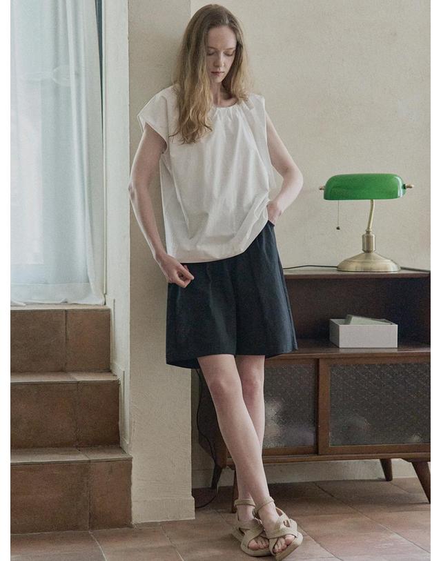 아방 Cotton Span Short Pants - BLACK 착용컷